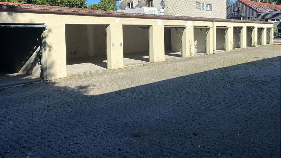 Lagerboxen je 50 m³ Raumvolumen                     noch 3 Boxen verfügbar – Lagerbox