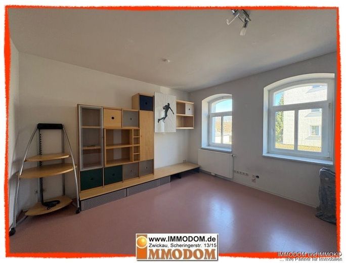 Hochwertiges Wohnhaus mit Maisonetten-Wohnung und 2 Einliegerwohnungen in Zwickau zu verkaufen! – Wohnen im EG rechts