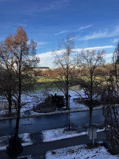 Abitare senza barriere al Klenzepark: 40m², nuova cucina componibile, garage, ascensore e cantina – Foto 12