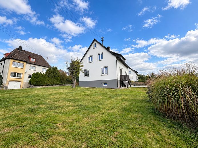Freistehendes EFH in Toplage von Erbach – frisch renoviert, sonnig & ruhig – Haus mit Garten
