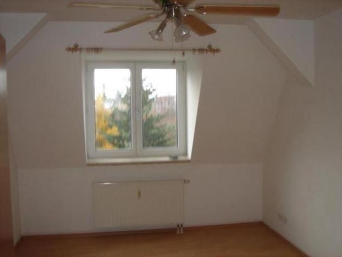 schöne 3 Raum Wohnung im Dachgeschoss – Foto 1