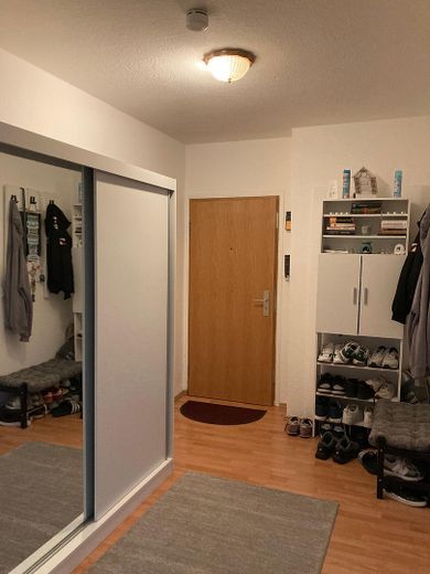 Geräumige 2 Zimmer Wohnung mit Balkon und Dachterrasse in Ludwigshafen Mitte – Foto 4