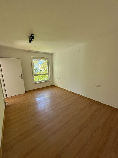 Appartement lumineux de 3 pièces dans un emplacement central – première occupation après rénovation – Photo 11
