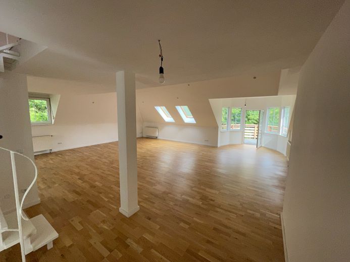 Eingangsbereich + Wohnen