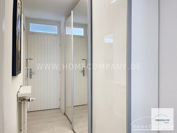 Tolles, neu renoviertes und möbliertes Apartment mit Balkon in Bestlage Bogenhausen – 630e11b32a6aa79c01cb3f5018ecb2847ae0ad93.jpg