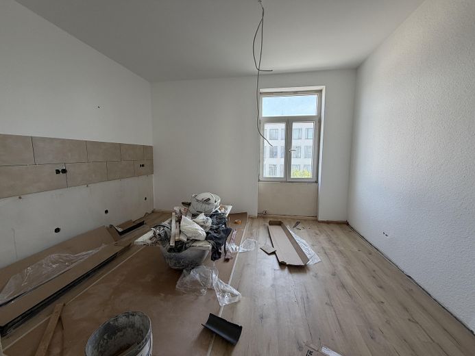 *Erstbezug* Kernsanierte 3-Zimmer Altbau Wohnung mitten im Nordend mit EBK und Skylineblick – Küche 