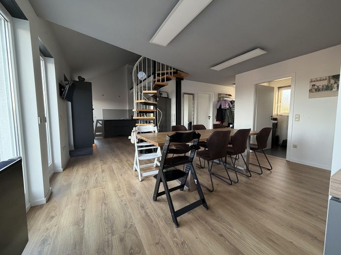 Penthouse-Feeling: 123 m² Design-Refugium aus 2 Einheiten mit XXL-Südterrasse (Provisionsfrei) – Foto 7