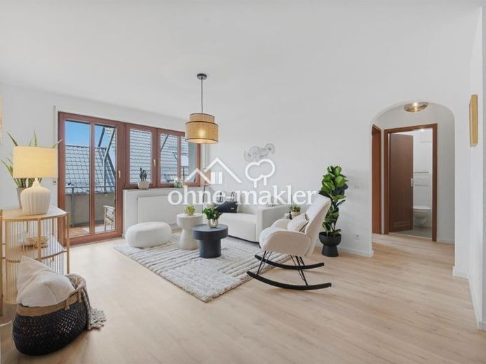 Renovierte 2,5-Zimmer-Wohnung mit Balkon, Einbauküche und Tiefgaragenstellplatz in Ostfildern – Foto 2