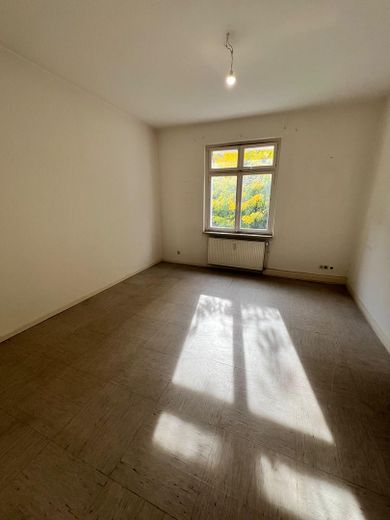 निजी विक्रेता से: Ratingen के केंद्र में 3-परिवारों का घर – OG Schlafzimmer