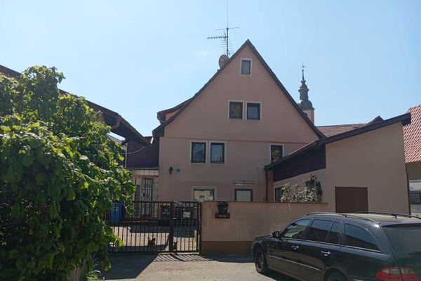 Fladungen-OT, maison individuelle + dépendance