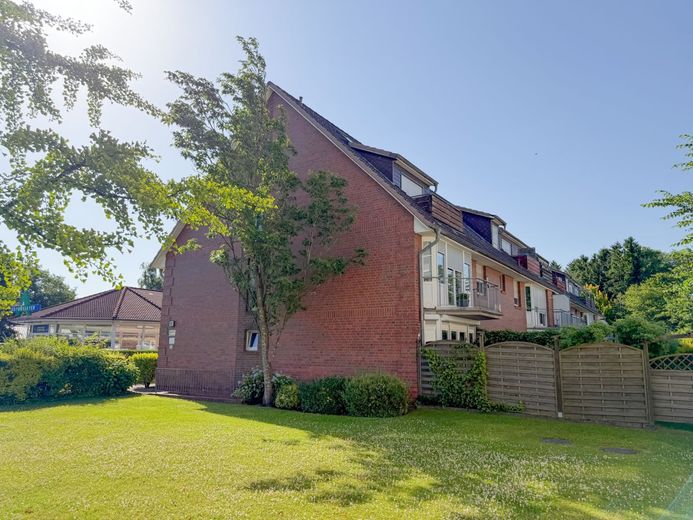 Zwei Zimmer Wohnung in kleiner Wohnanlage
im Herzen von Schenefeld bei Itzehoe – Bearbeitet IMG_1252