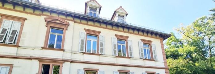Bez prowizji: Stara willa fabrykanta, budynek mieszkalny dla 6 rodzin z potencjałem rozwoju, 655 m² powierzchni mieszkalnej