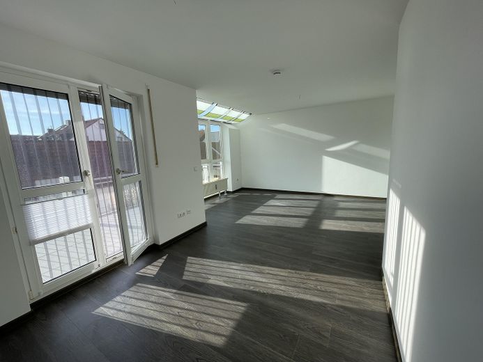 Muy bonito apartamento dúplex de 4 habitaciones en propiedad – Foto 3