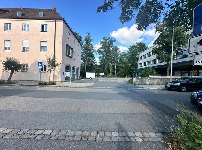 Büro-/Einzelhandelsfläche im Herzen von Neustadt/Aisch mit 3 Parkplätzen – ab 1.10.2026 verfügbar – Foto 2