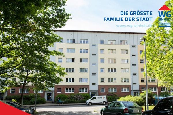 3-pokojowe mieszkanie z przebudowaną kuchnią/oknem oraz pomieszczeniem gospodarczo-użytkowym
