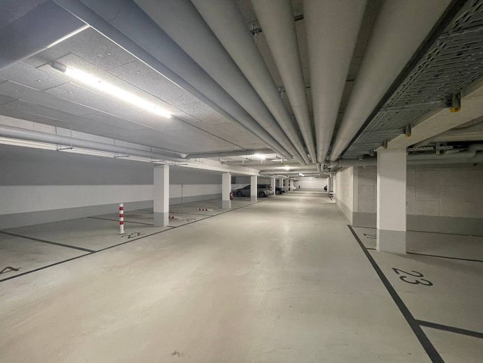 Perfekt für Paare: Moderne 2-Zimmer-Wohnung mit LOGGIA, EBK u.v.m. in Hannover – Tiefgarage