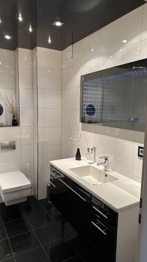 Exklusive Maisonette-Wohnung zwei Etagen | 126 m² | Balkon | Tiefgarage | Naturnah in Königshardt – Foto 6