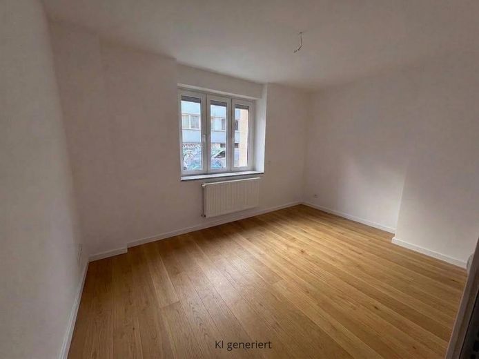 Sanierte 3 Zimmer Wohnung in der Südstadt – Wohnzimmer KI Boden