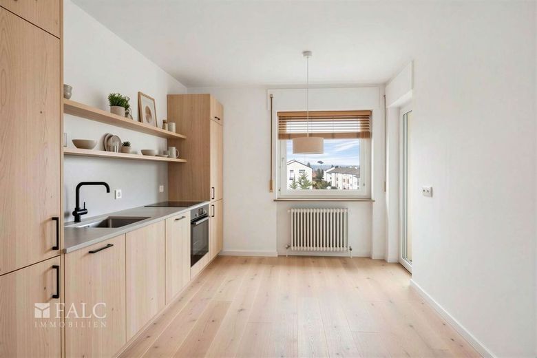 Ankommen. Bleiben. Durchatmen. - 3 Zimmer mit Grünblick – Küche-KI generiert