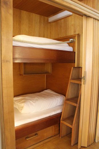 9% Bruttomietrendite – 42 m² Apartment – neue Küche & neues Bad – voll möbliert – Kojenbetten