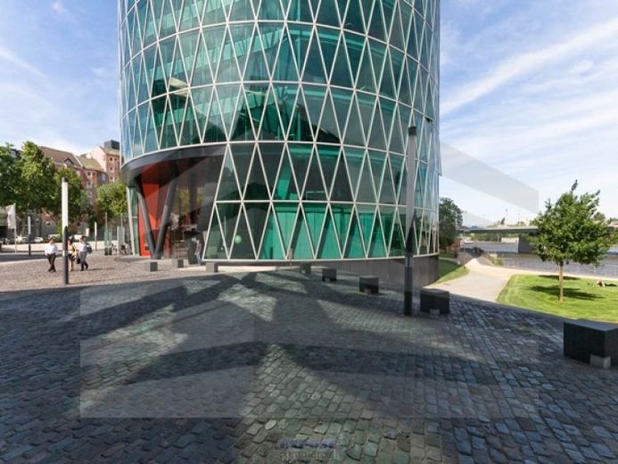 KLE!N - Provisionsfrei - Flexible Büroetage mit atemberaubender Aussicht – Foto 1