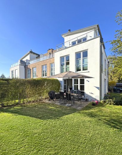 Haus und Garten Südseite
