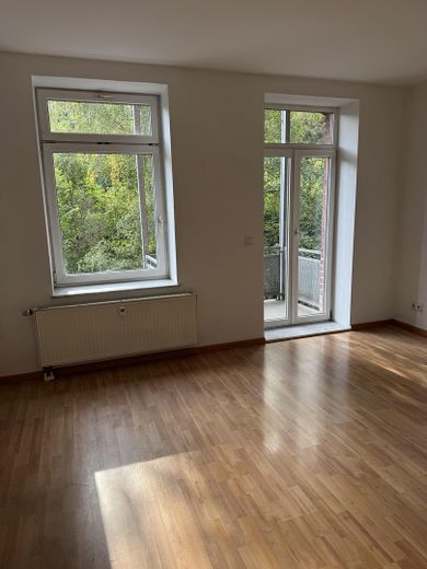 Güzel balkonlu ve yeşil manzaralı 2 odalı daire kiralıktır! – Wohnzimmer