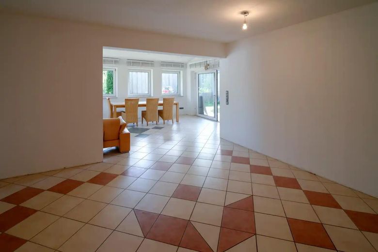 Amplia casa bifamiliar/zona de uso mixto, 280 m² – Foto 11