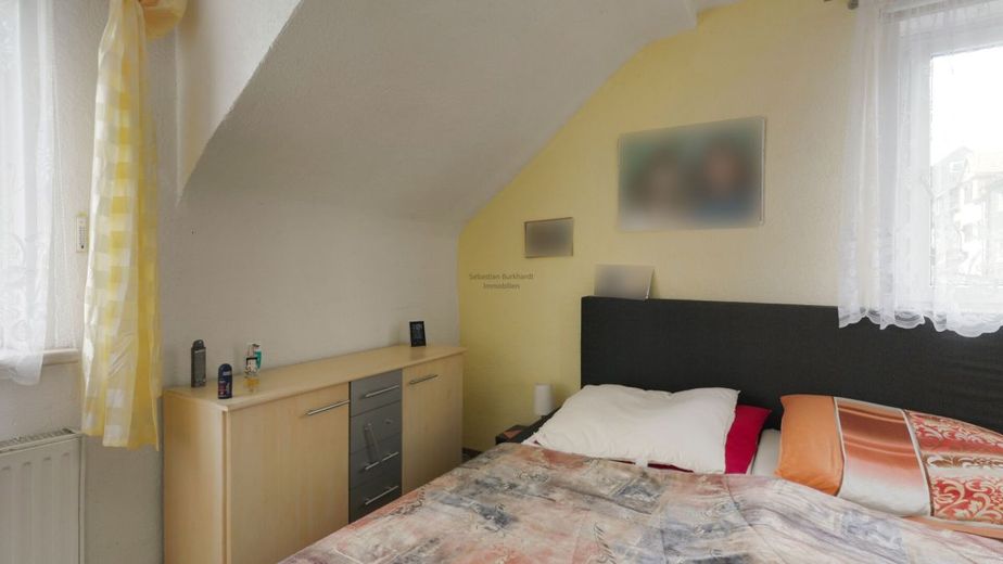 *** Altbau trifft Moderne - Vielseitiges Zuhause für die ganze Familie – Altbau_Obergeschoss_Schlafzimmer