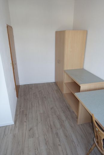 Zimmer in L-Form