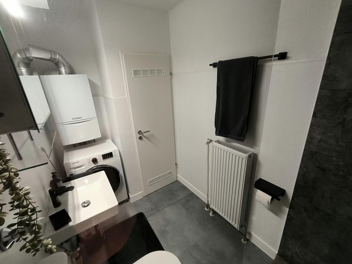 Blick aus der Walk-IN-Dusche