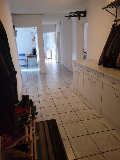 Großzügige, helle 3-Zimmerwohnung in Südstadt – Flur