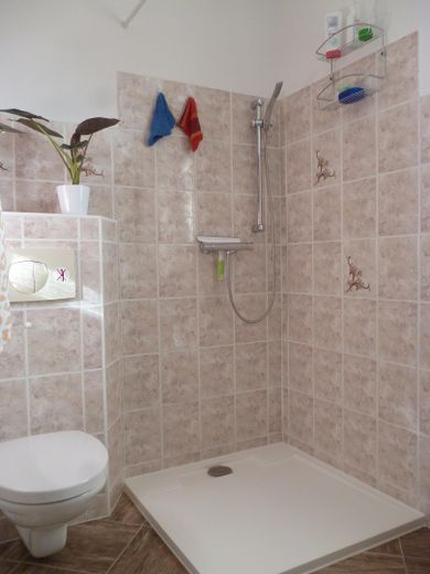 GästeWC mit Dusche