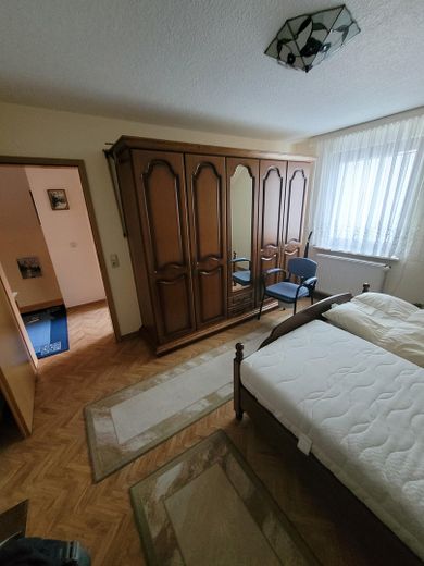 Maison individuelle modernisée avec jardin et faibles charges annexes à louer à Ilsenburg – Photo 13