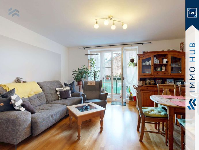 4571081-S2UjS9zPNRWMwbTjVM7V6ja2-Wohnzimmer.jpg
