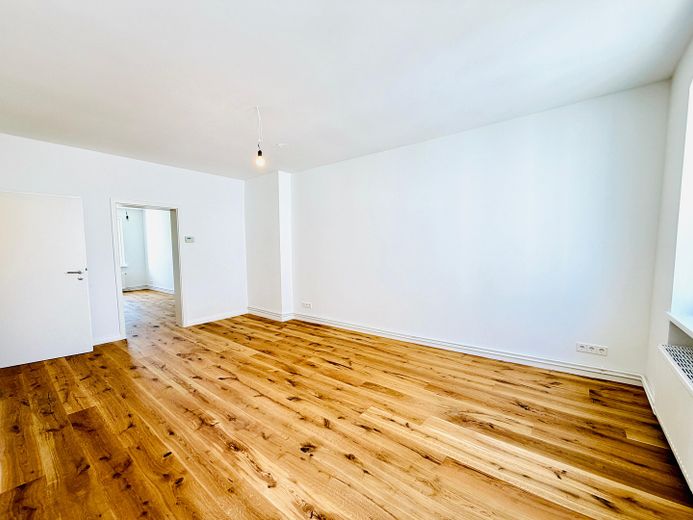 NIEUW: Vrije en volledig gerenoveerde 2-kamerwoning in Berlin-Mitte/Wedding | zonder makelaarscourtage – Wohnen