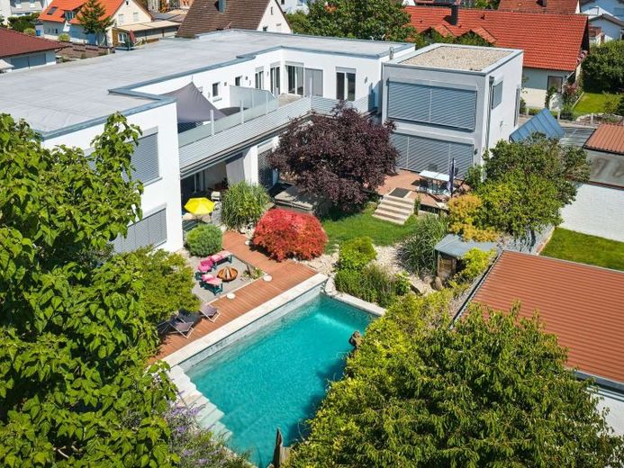 Stilvolles Wohnen in Straubing-Kagers: Lichtdurchflutetes Loft mit ca. 31 m² Balkon – Foto 1