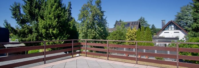 Möblierte 2-Zimmer-Wohnung mit großer Terrasse und sehr guten Parkmöglichkeiten, schöne ruhige Lage – 9108df06b737480a2b9b50d9e3ec1b669ae16dd8.jpg