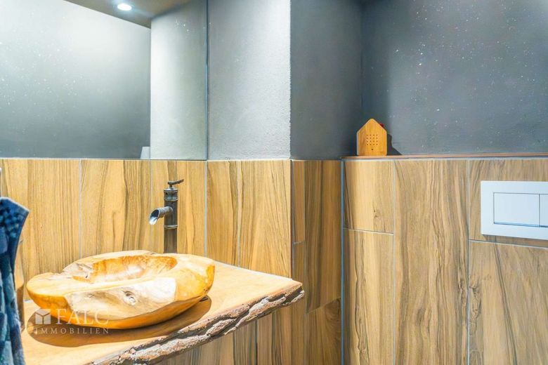Charmantes Einfamilienhaus mit viel Potenzial in zentraler Wohnlage! – Gäste WC