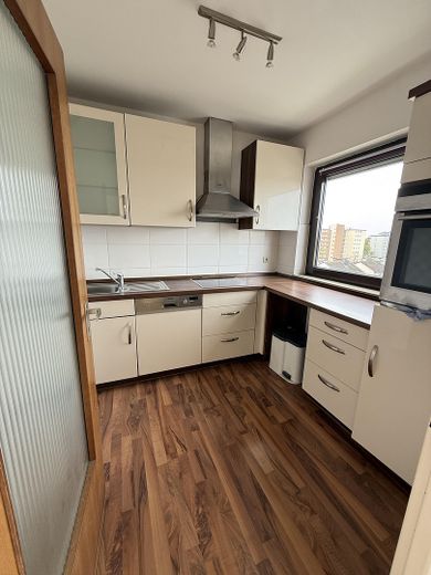 Puestas de sol de ensueño: luminoso apartamento de 1 habitación con logia, ascensor – Photo 10