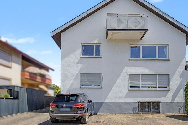 Taşın ve rahat et – büyük balkonlu, EBK’li ve otoparklı yenilenmiş 4 odalı daire