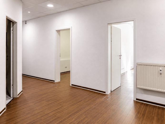 sanierte 229m²- Praxisfläche in bestehendem Ärztehaus! – Foto 1