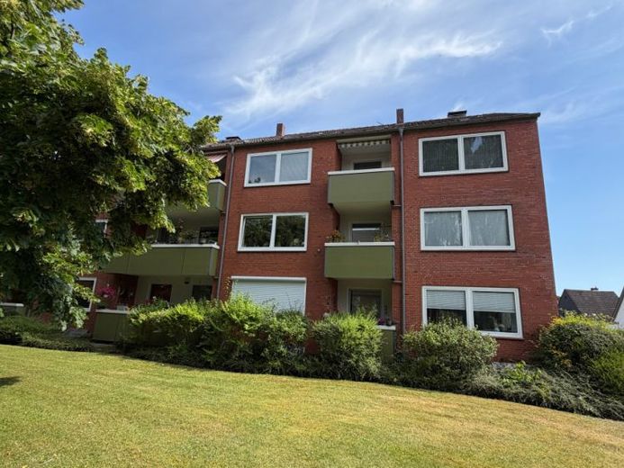 Bezugsfreies Wohnen im grünen Herzen Kiels – 2,5-Zimmer-Wohnung mit Blick ins Grüne – फोटो 1