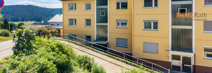IMMORath.de - 2,5-Zimmer Wohnung mit Balkon und einzigartigem Ausblick