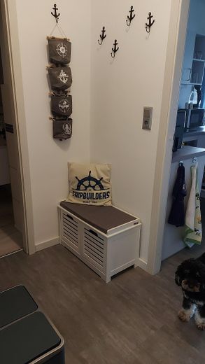 Helle Wohnung mit Balkon direkt am Deich - 2,5 Zimmer, 61qm – Flur