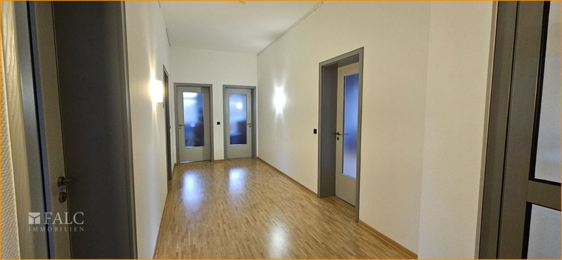 Büroraum im Büro- und Kommunikationszentrum im Norden Münsters zu vermieten – Gemeinschaftsbüro Flur