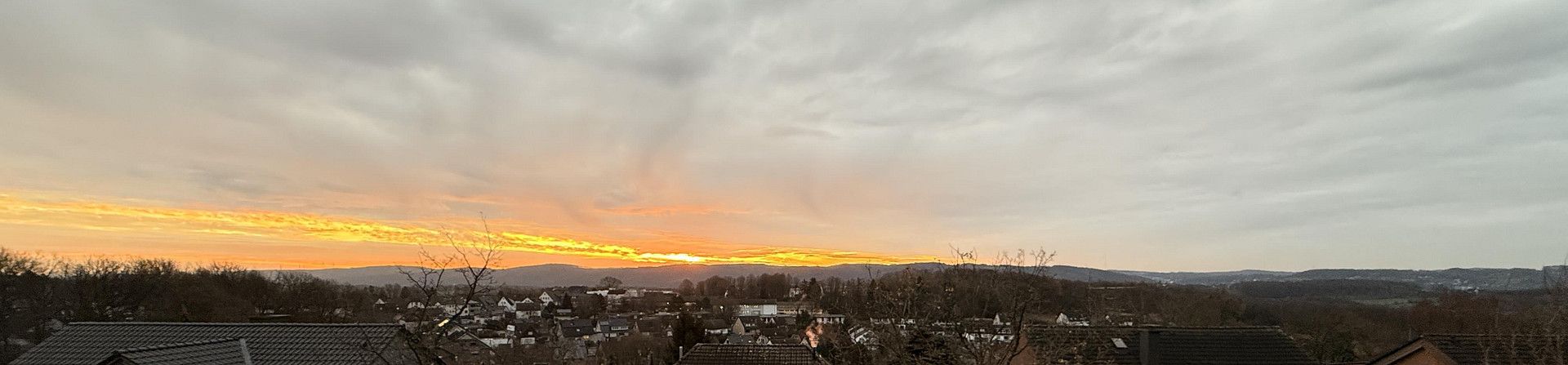 Verkehrsgünstig und ruhig wohnen am Rand des Ruhrgebiets – Aussicht über Silschede