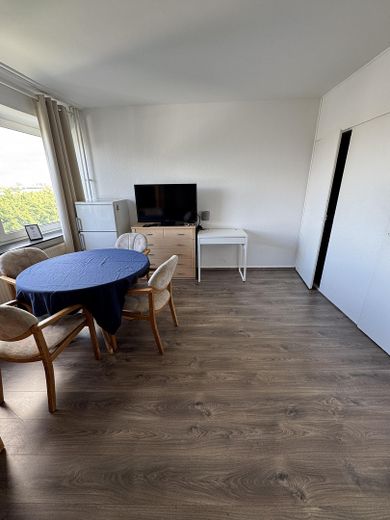Excellent appartement d’une pièce à Winterhude – libre à la remise des clés, idéal comme investissement – Photo 1