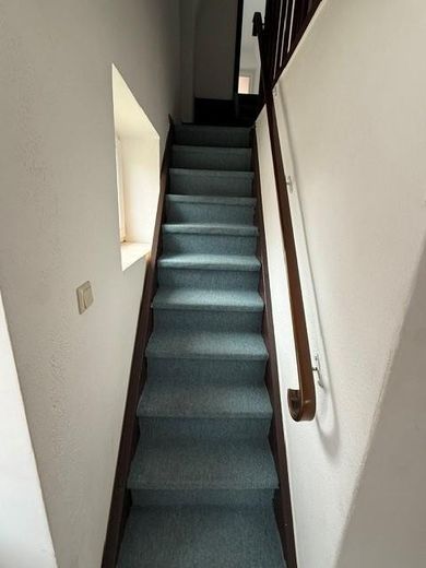 🏡 2,5-Zimmer-Wohnung mit Terrasse & Garage in Neuenkirchen-Vörden – Treppe