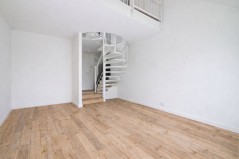 Wohnzimmer mit Küchenecke